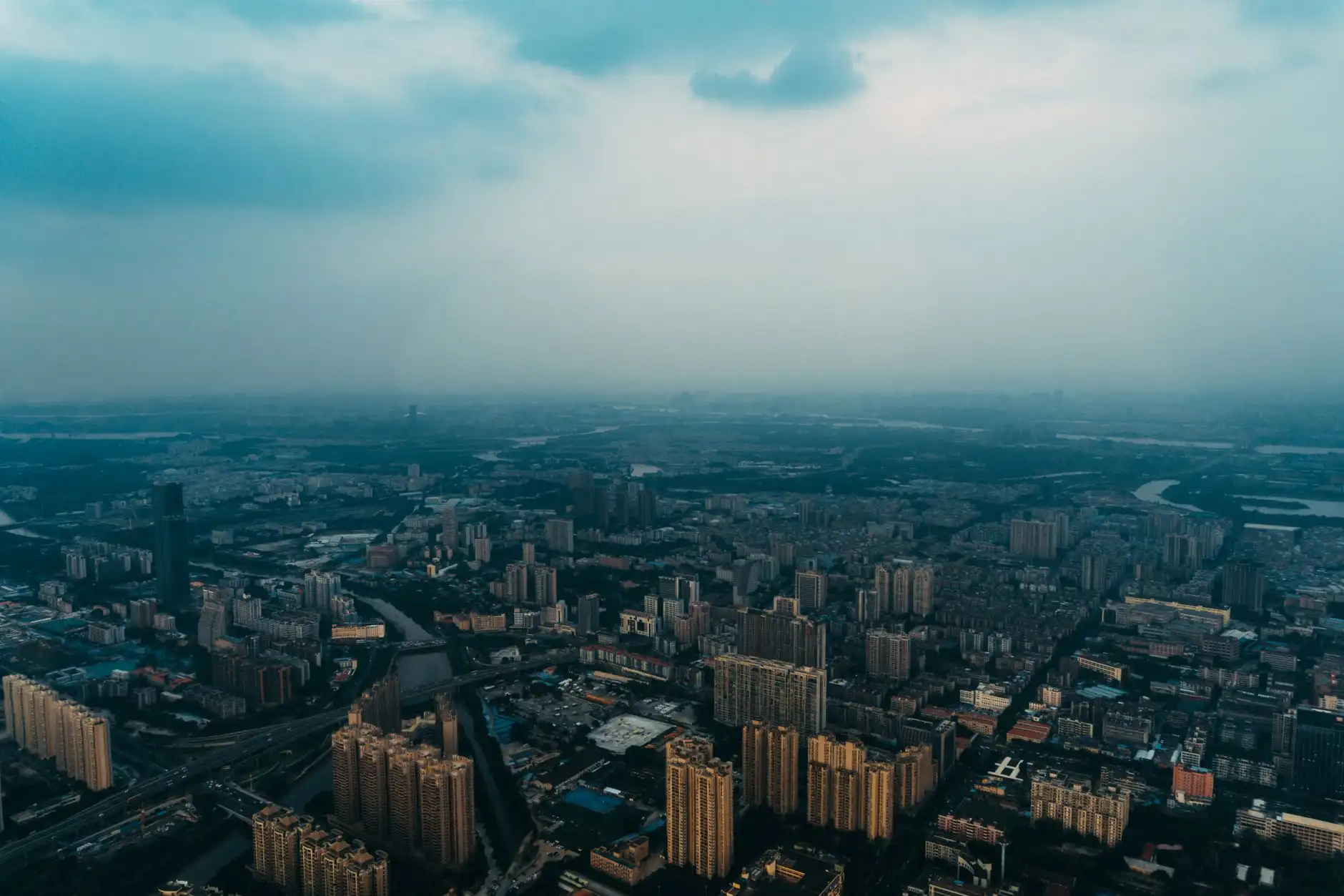 2025年通讯设备行业技术趋势与企业选型指南