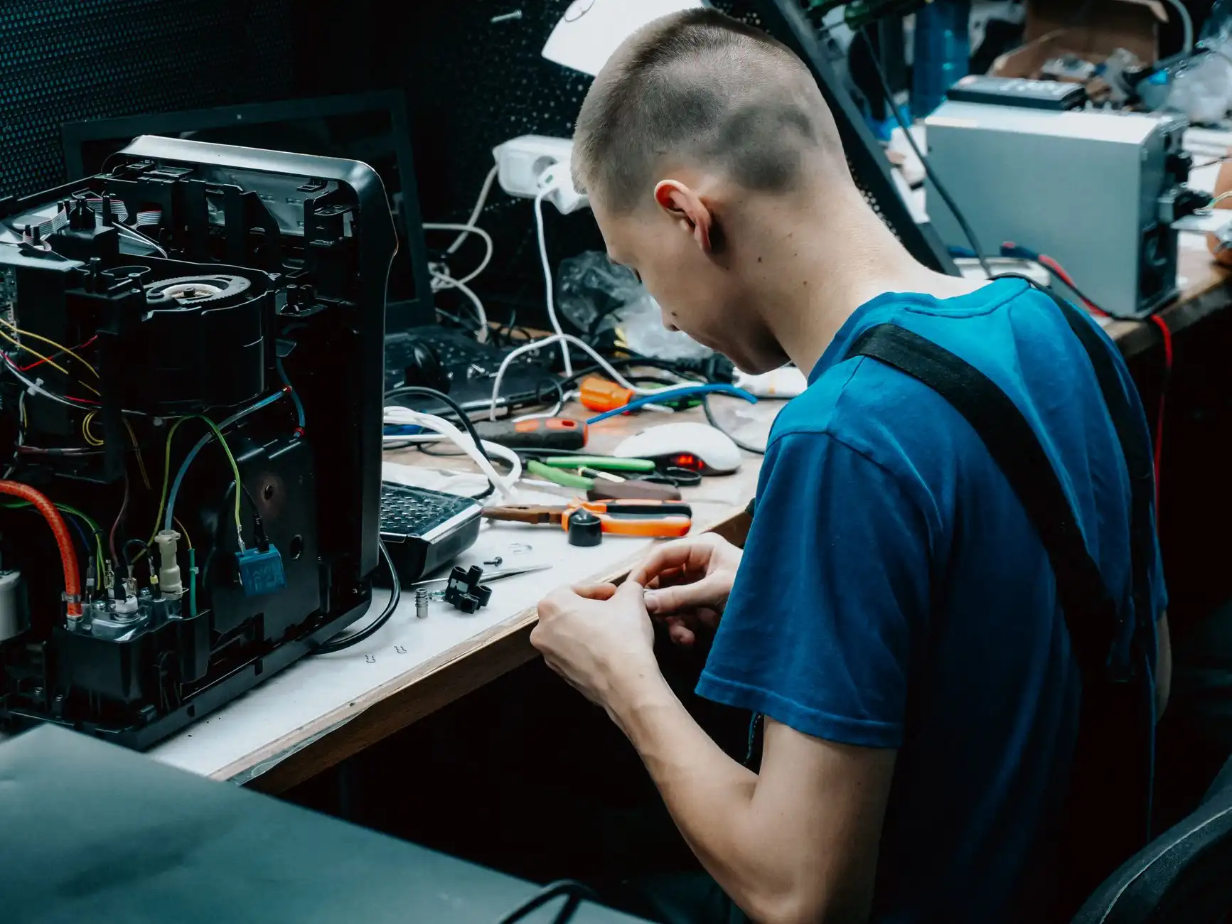 从兼容性到稳定性:海口电脑配件选型常见问题梳理正文配图 1